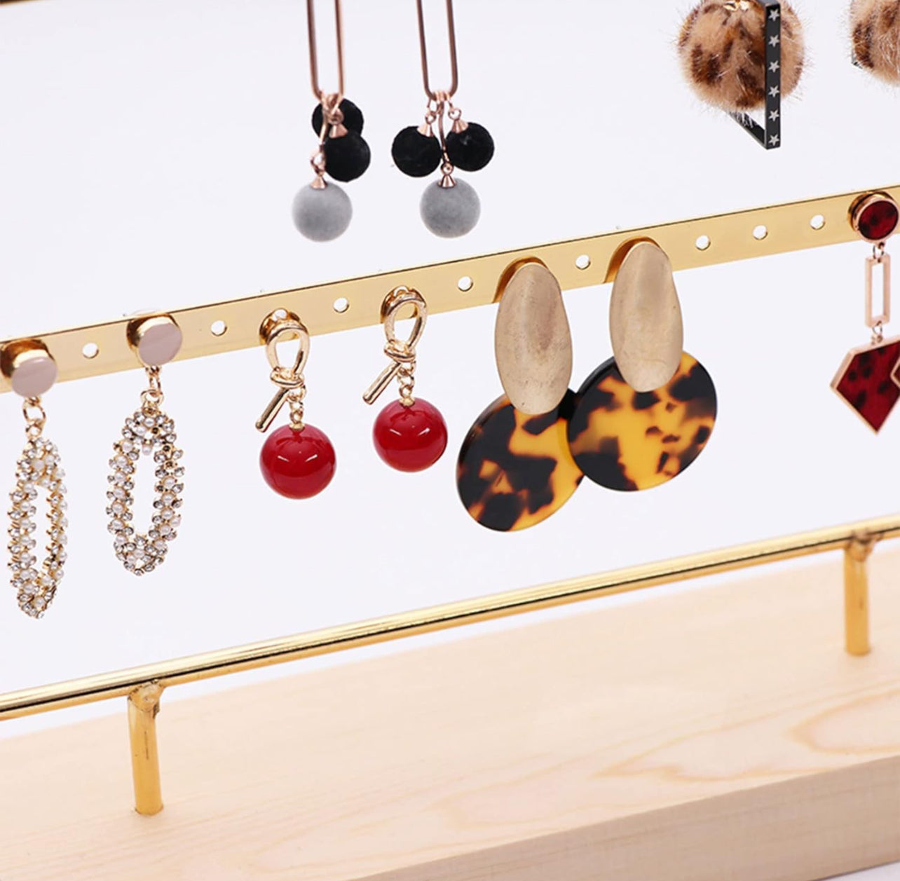 Exhibidor de aretes de 3 pisos dorado pequeño(81F-15)