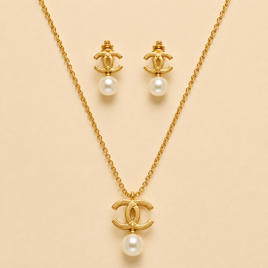 Juego de cadena y aretes dorado de acero quirúrgico (COD.88-124)