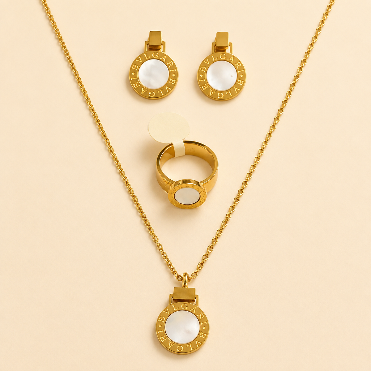 Juego de cadena, aretes y anillo dorado de acero quirúrgico (COD.88-156)