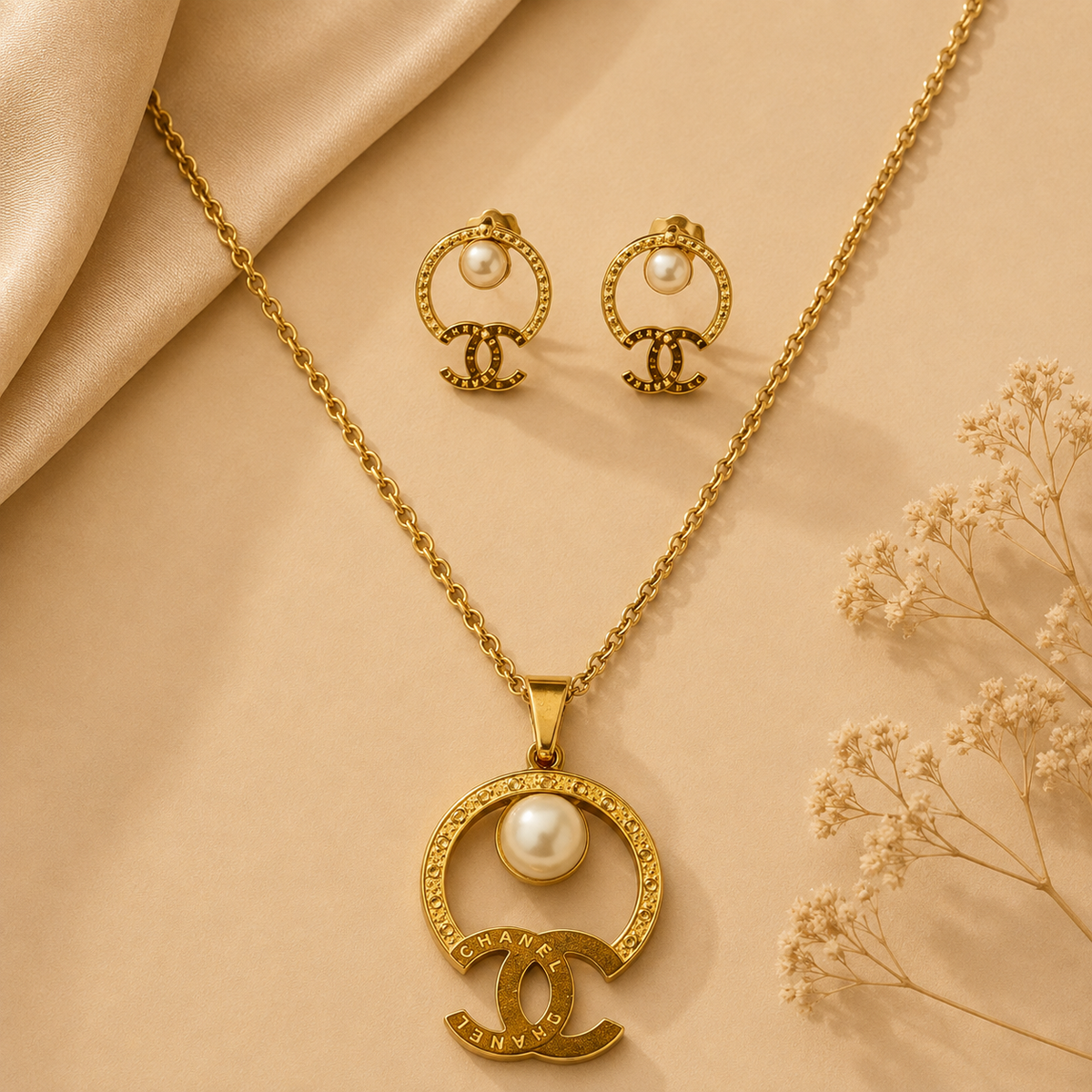 Juego de cadena y aretes dorado de acero quirúrgico (COD.88-110)