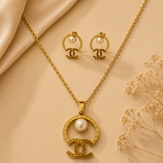 Juego de cadena y aretes dorado de acero quirúrgico (COD.88-110)