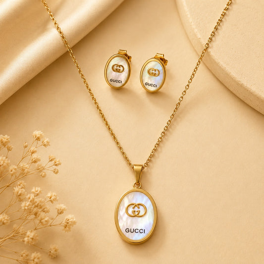 Juego de cadena y aretes dorado de acero quirúrgico (COD.88-145)